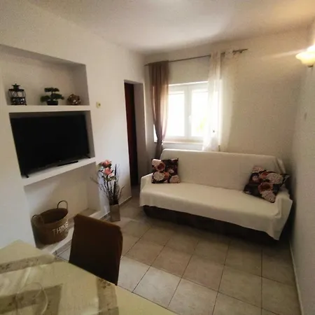 Apartament Charming One Bedroom
